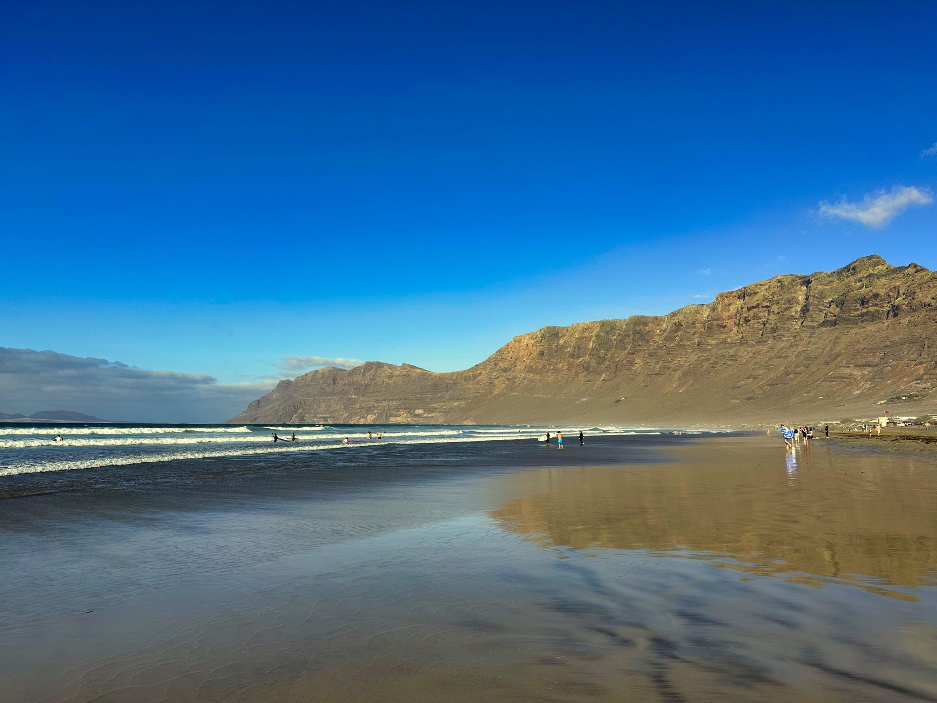 Playa de Famara at low tide