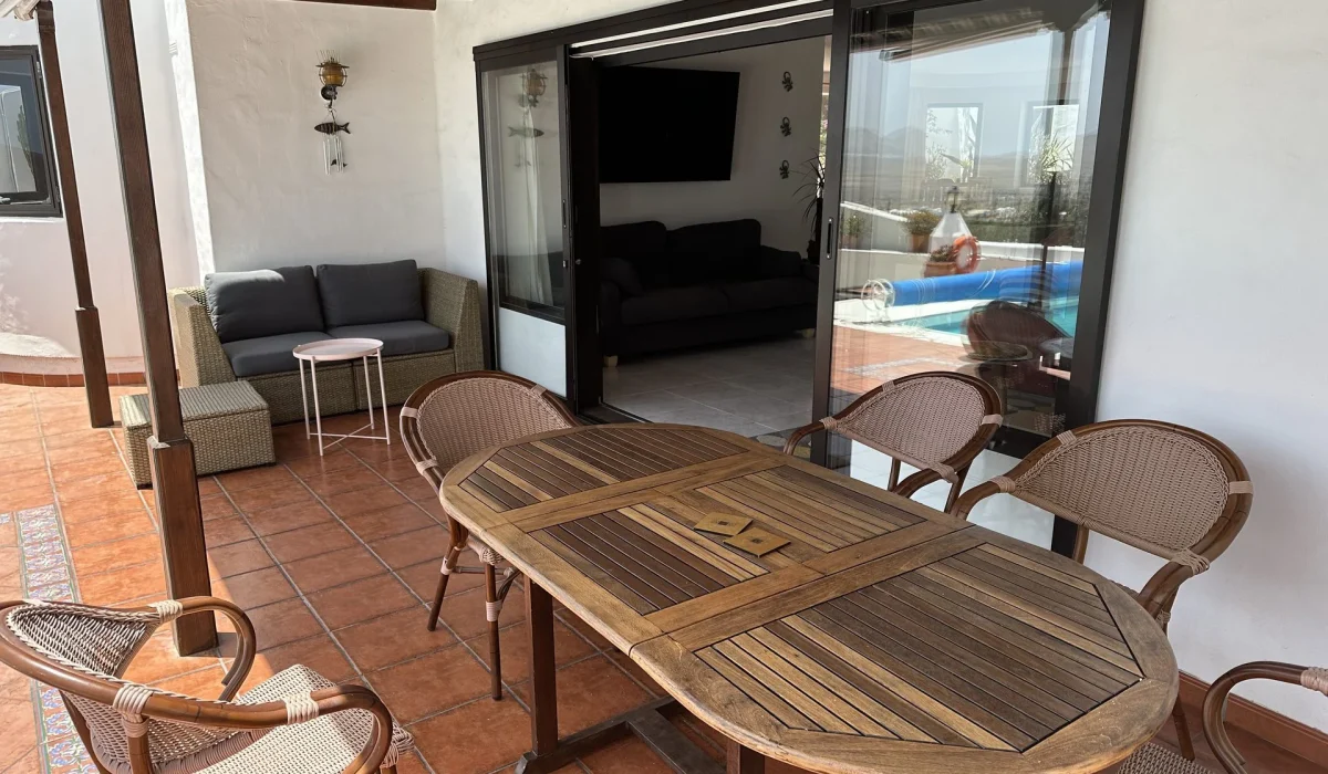 Dining area for six on the covered terrace